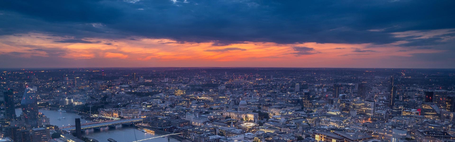 人工助孕什么意思